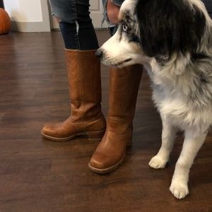 FRYE CAMPUS 14L Boots in Saddle- 8 1/2